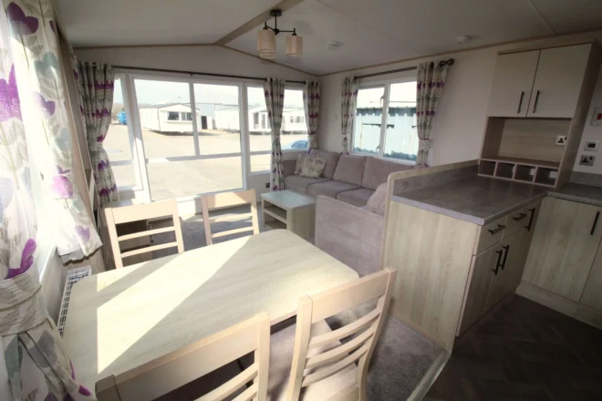 2018-abi-sunningdale-front-end-view