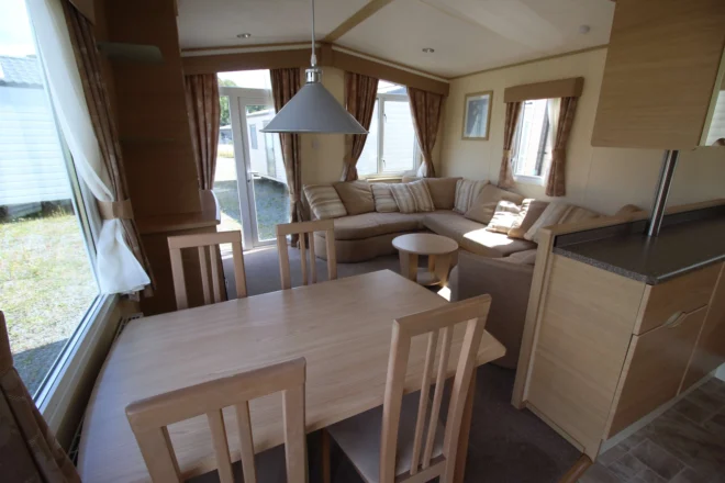 2010-abi-focus-dining-area
