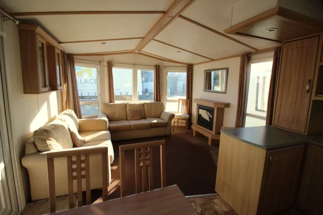 2008-carnaby-rosedale-living-area