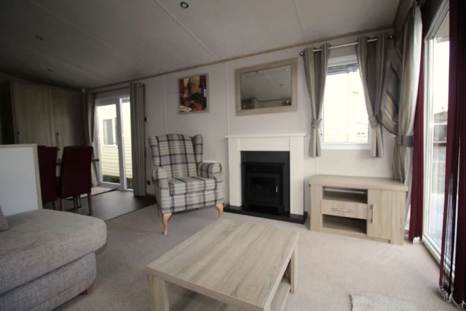 2017-carnaby-helmsley-lodge- fireplace