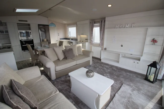 2020-abi-sailmaker-living-area