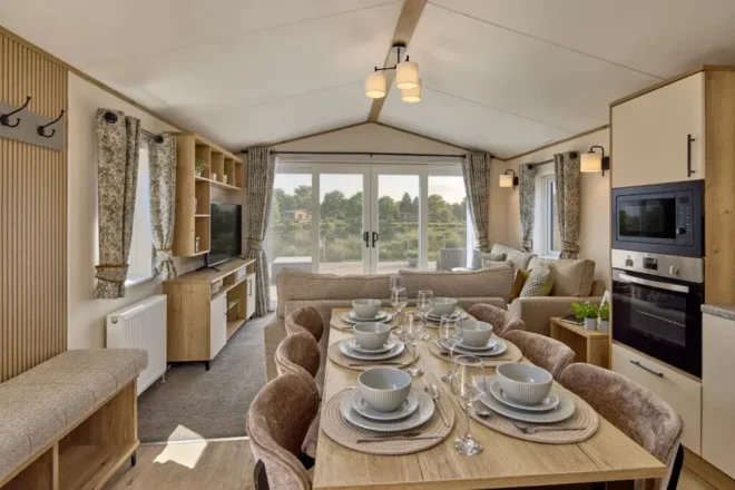 willerby-woodbridge-lodge-dining