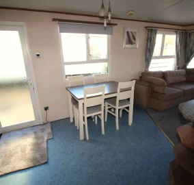 2013-abi-connoisseur-dining-area