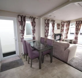 2014-pemberton-marlow- dining -area