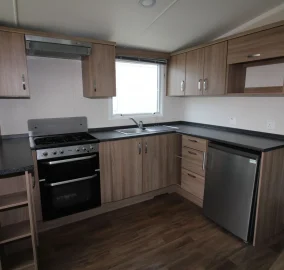 2016-Swift-Loire-kitchen