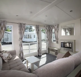 2016-victory-torino-lounge