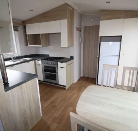 2016-willerby-avonmore-dining-area