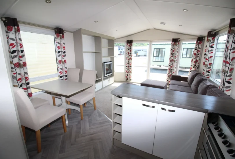 2017-atlas-chorus-living-area