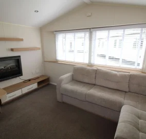 2018-willerby-seasons-living-area