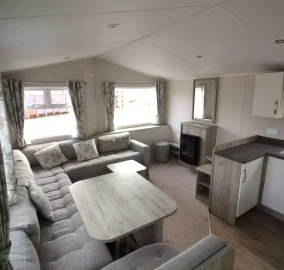 2018-willerby-skye-dining-area