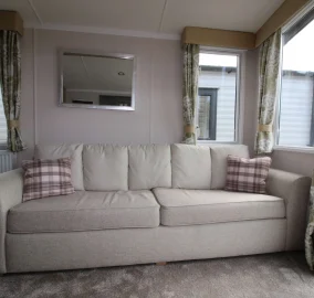 2021-Swift-Bordeaux-living-area (2)