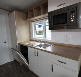 2022-sunseeker-sandsfoot-bay-kitchen