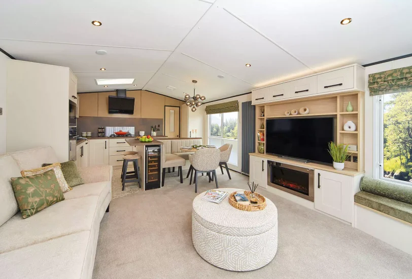 2025-Carnaby-Grantley-Lodge-lounge-to-dining