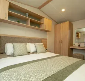 carnaby-ashdale- main-bedroom