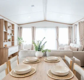 regal-retreat-dining