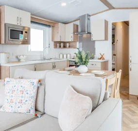 regal-retreat-kitchen