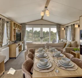 willerby-woodbridge-lodge-dining